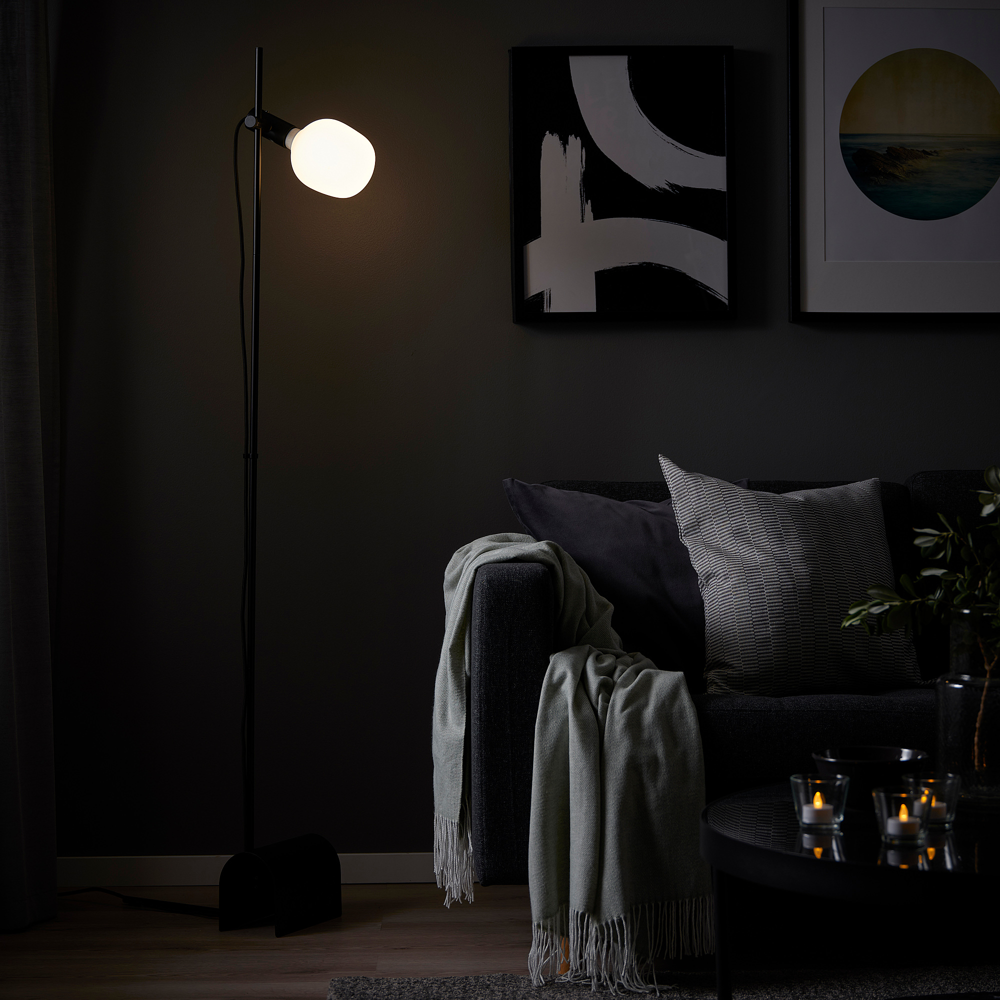 HÅRSLINGA/TRÅDFRI floor lamp with light bulb