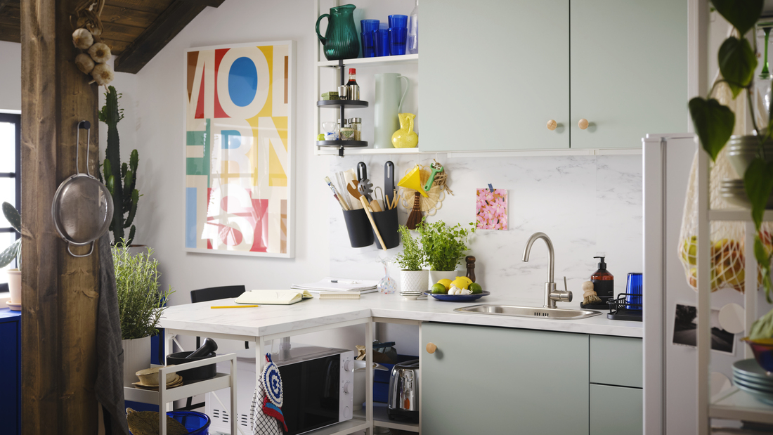 A fun, youthful kitchen in a multifunctional studio - IKEA